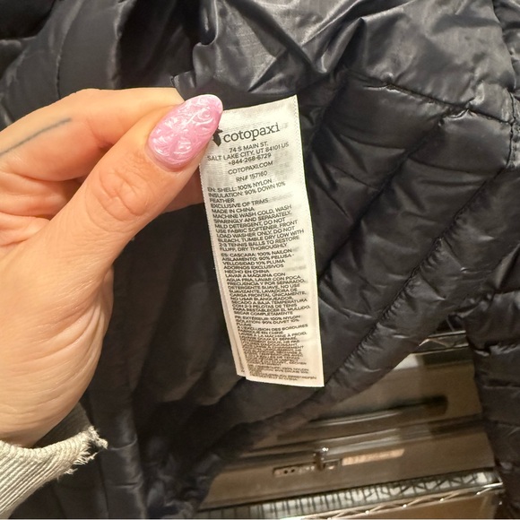 Cotopaxi Fuego Hooded Down Jacket - Picture 6 of 8